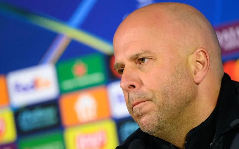 مستقبل آرني سلوت داخل نادي ليفربول يثير تكهنات واسعة بين جماهير الفريق